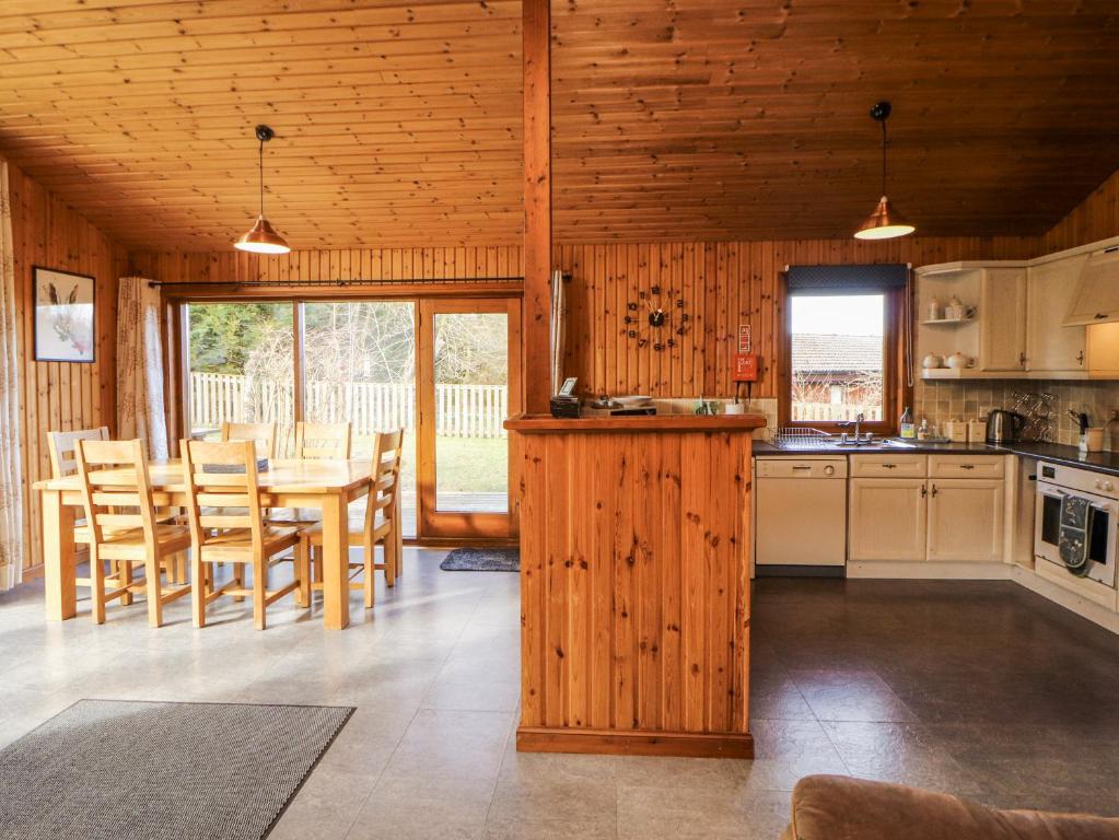 26 Dukes Meadow - photo 3