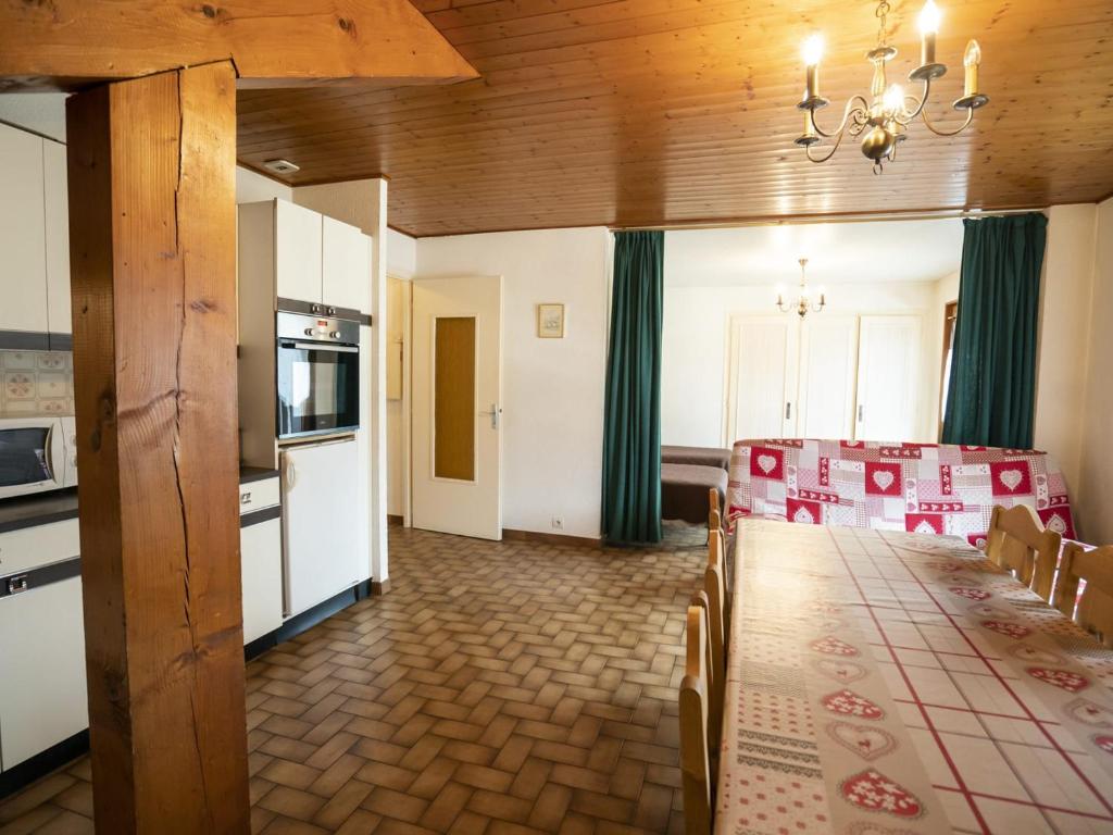 Appt Châtel 3 pièces, proche télécabine, balcon, parking - FR-1-676-30 - 2
