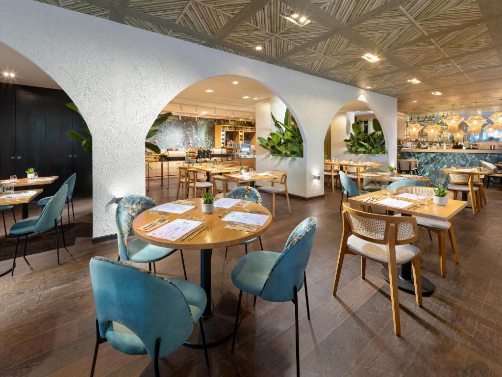 Bar/lounge