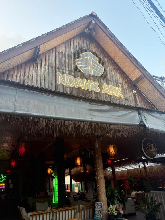 Noah’s Ark Cannabis Bar Restaurant Hostel