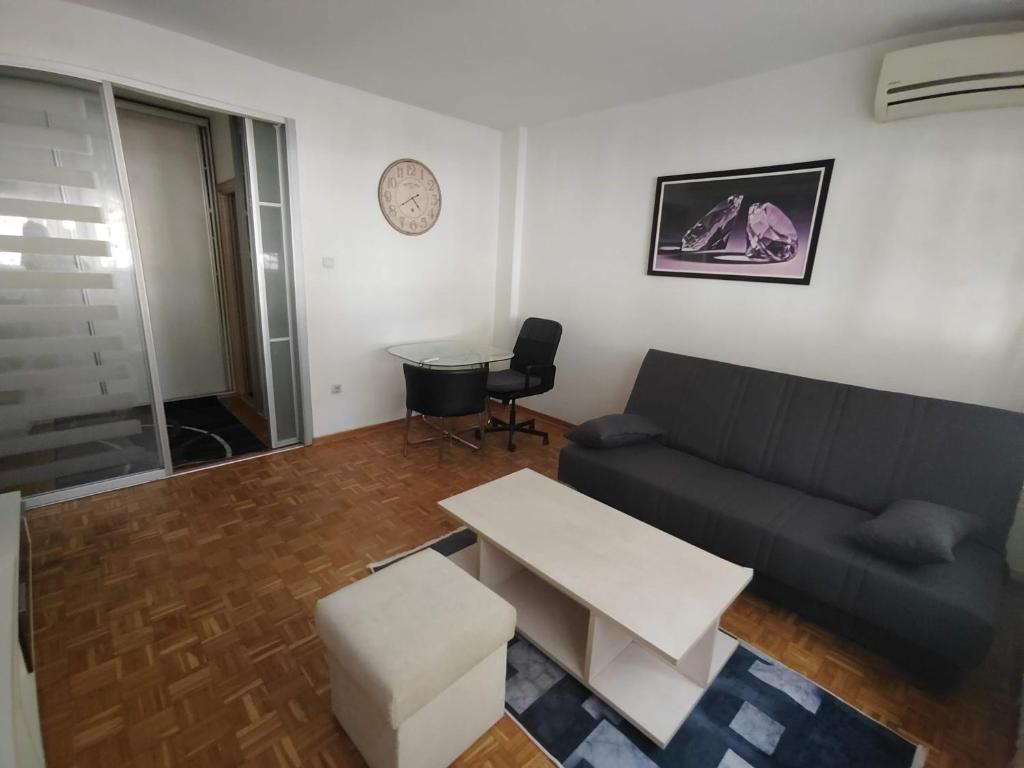 Arena New Belgrade superb studio - 4