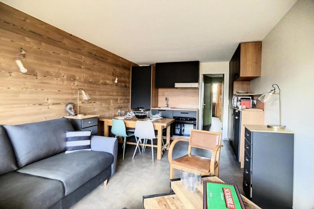 Résidence Les Charmettes - Appartement traversant · Centre station · Balcon MAE-6694 - 1