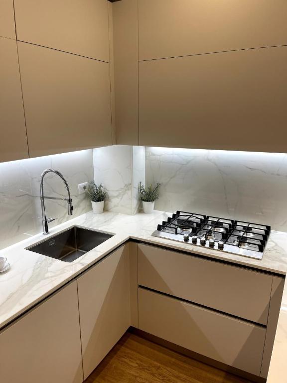 Modern Luxury Apartment at Centrale - Duomo - 3