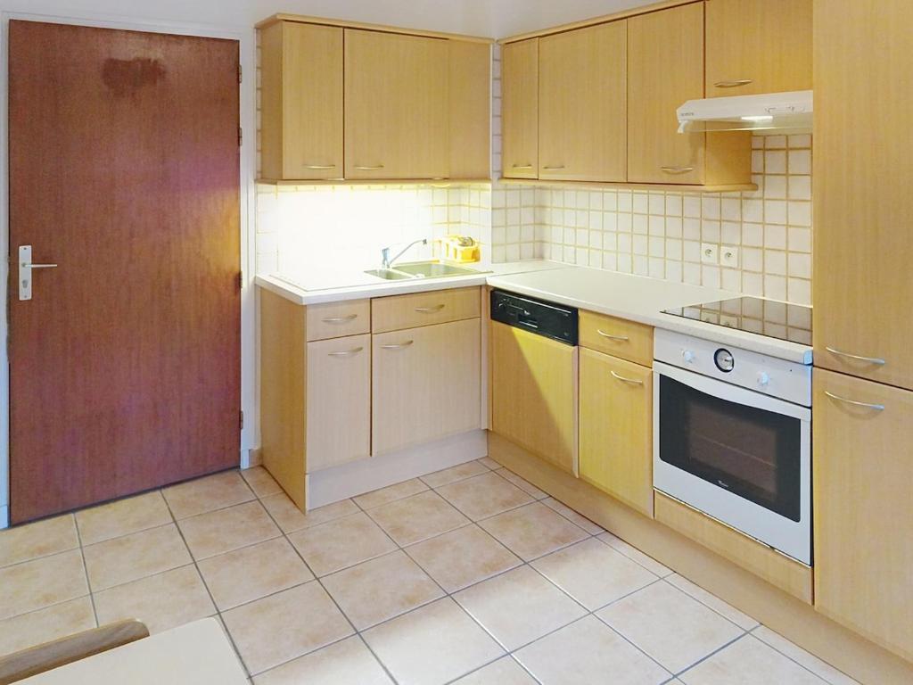 Appartement F2 devant les Thermes - 2