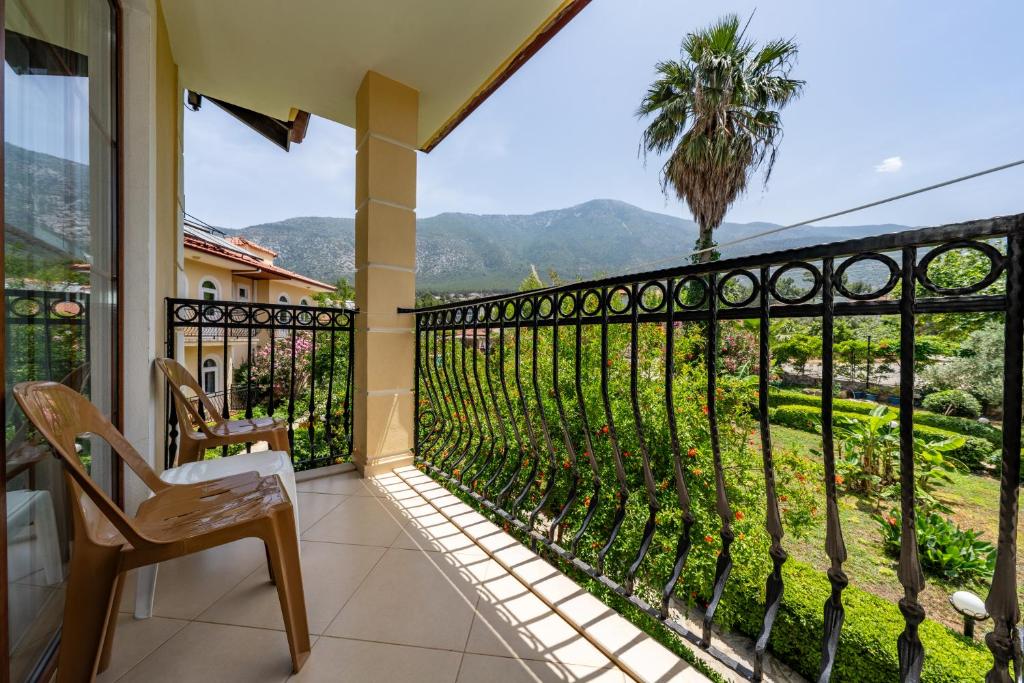 Gokcen Hotel & Apartments 周辺案内