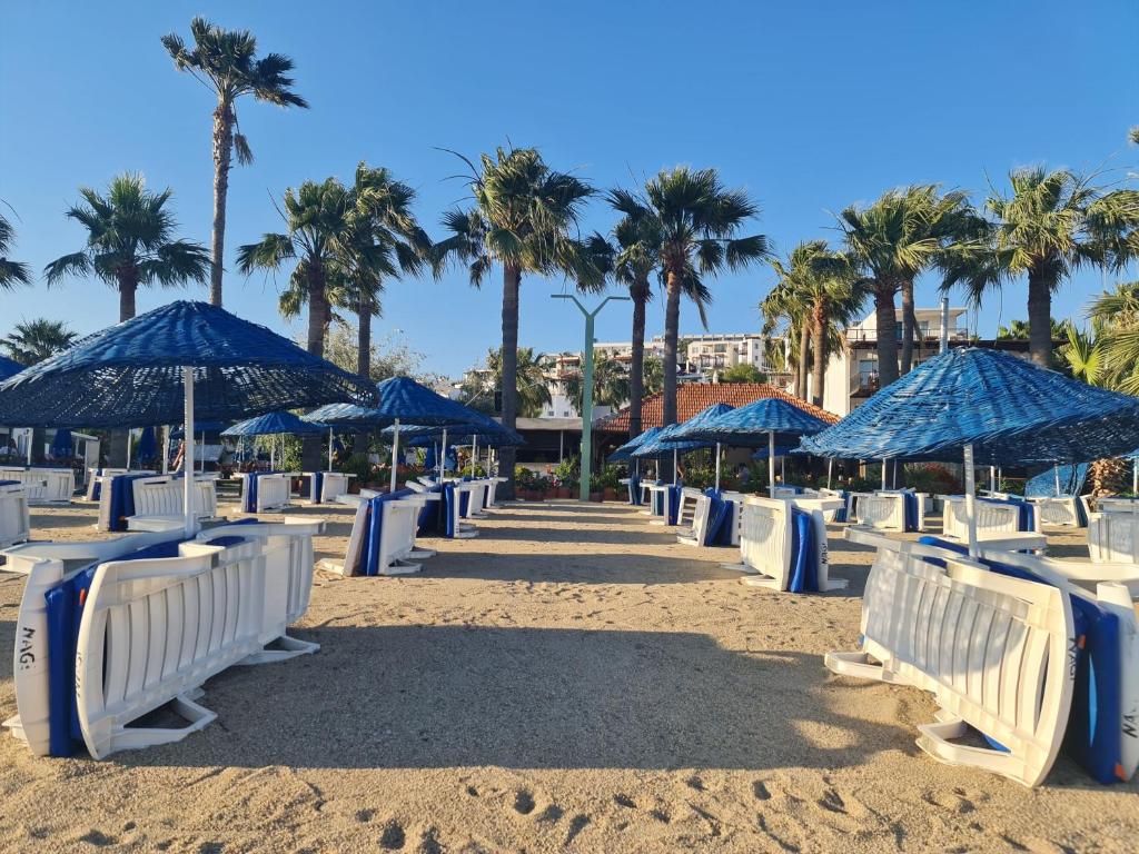 Nagi Beach Hotel