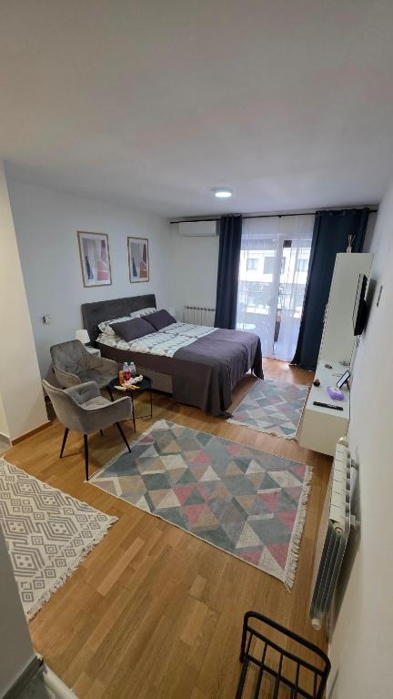 Bulevar free garage 1 - 5