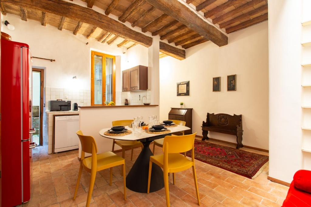 Hostly Il Pozzo Antico Perugia Etruscan City - 1