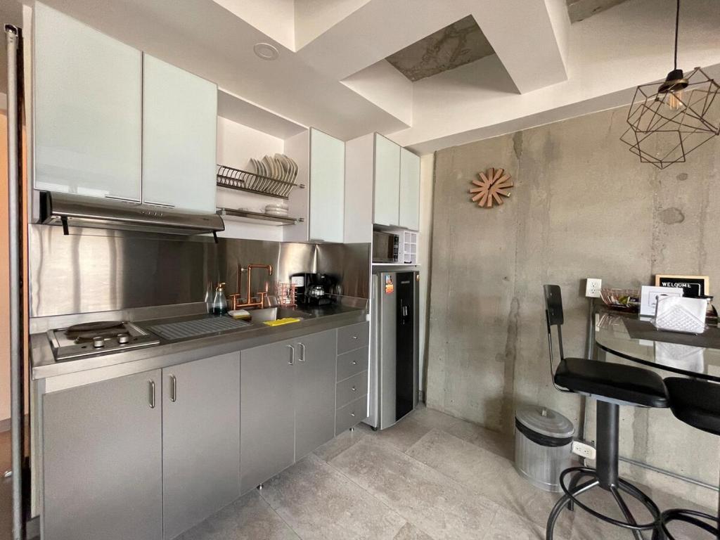 Modern & Comfortable Apartment in Laureles - 3