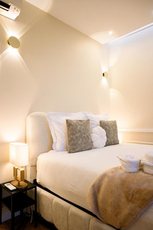 4P-1BR - Eiffel Tower View - Fully Renovated - A-C - 2