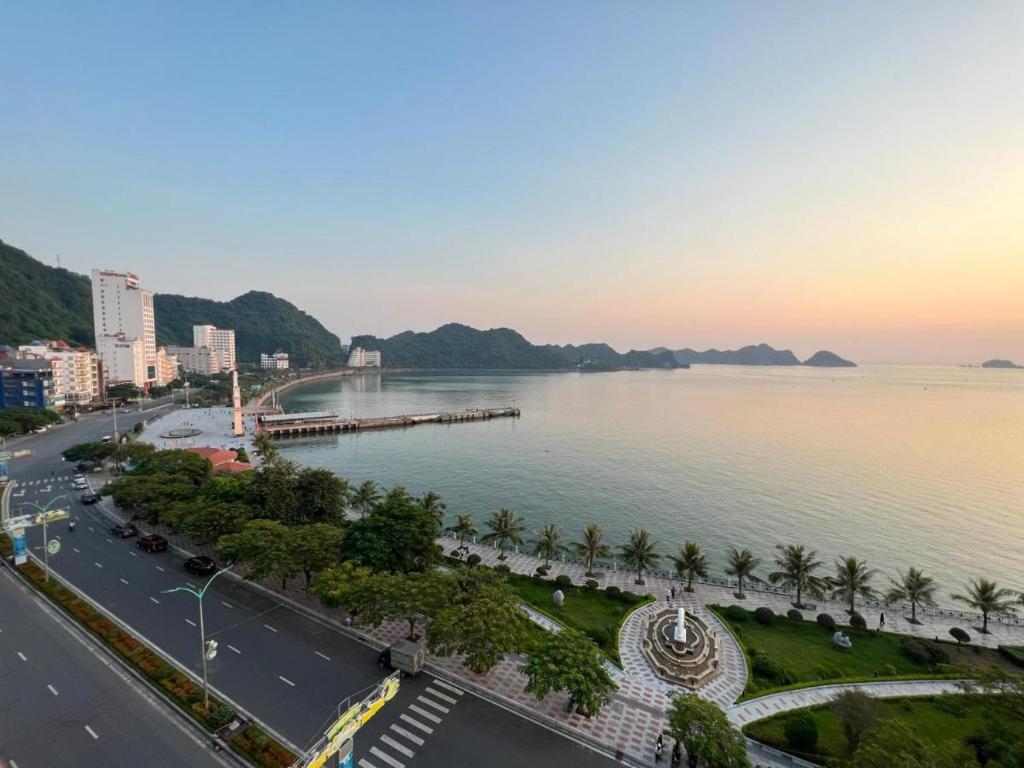 Cat Ba Bay Vision Hotel - 4