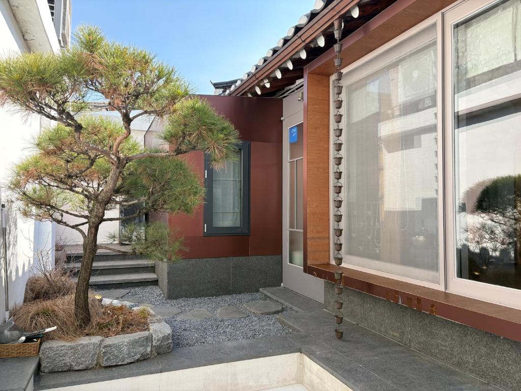 ヘアウォン コリア プレミアム アンド トラディショナル ハノク ステイ (Hae-a-won, Korea premium & traditional Hanok Stay) 外観