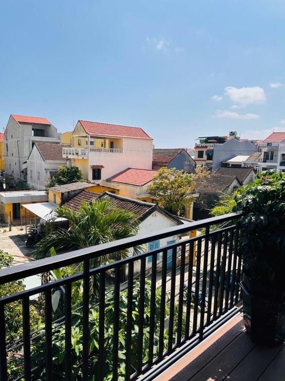 Toro Homestay