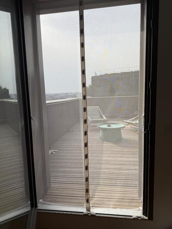 Rooftop Duplex with terrace overlooking the Eiffel Tower - 5