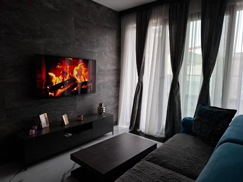 SkyLux Penthouse - 3