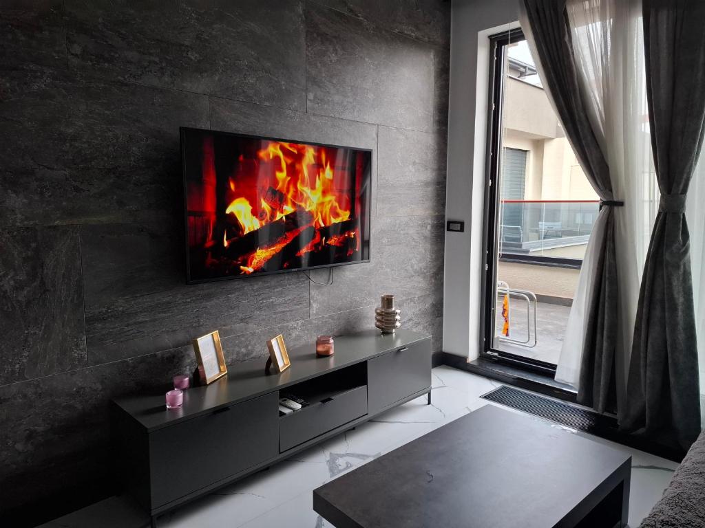 SkyLux Penthouse - 2