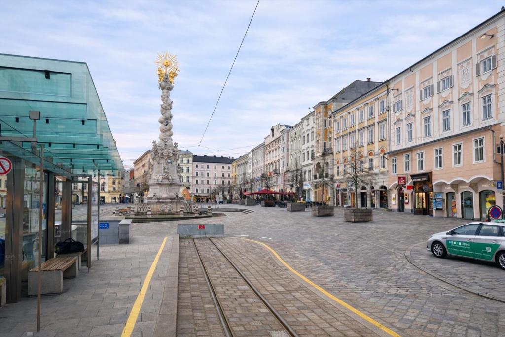 Modern Danube Suite - 3 Min to Hauptplatz - Netflix - 2