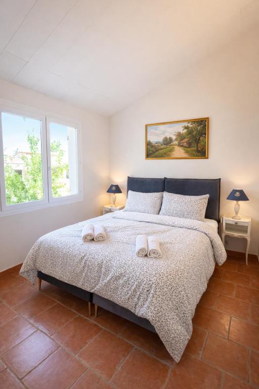 Haut de villa Chloé - Cosy avec clim, terrasse & parking privé, Sanary - 4
