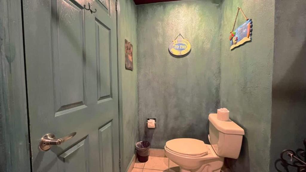 Beautiful Condo in Beach Resort Princesa A-203 - 4