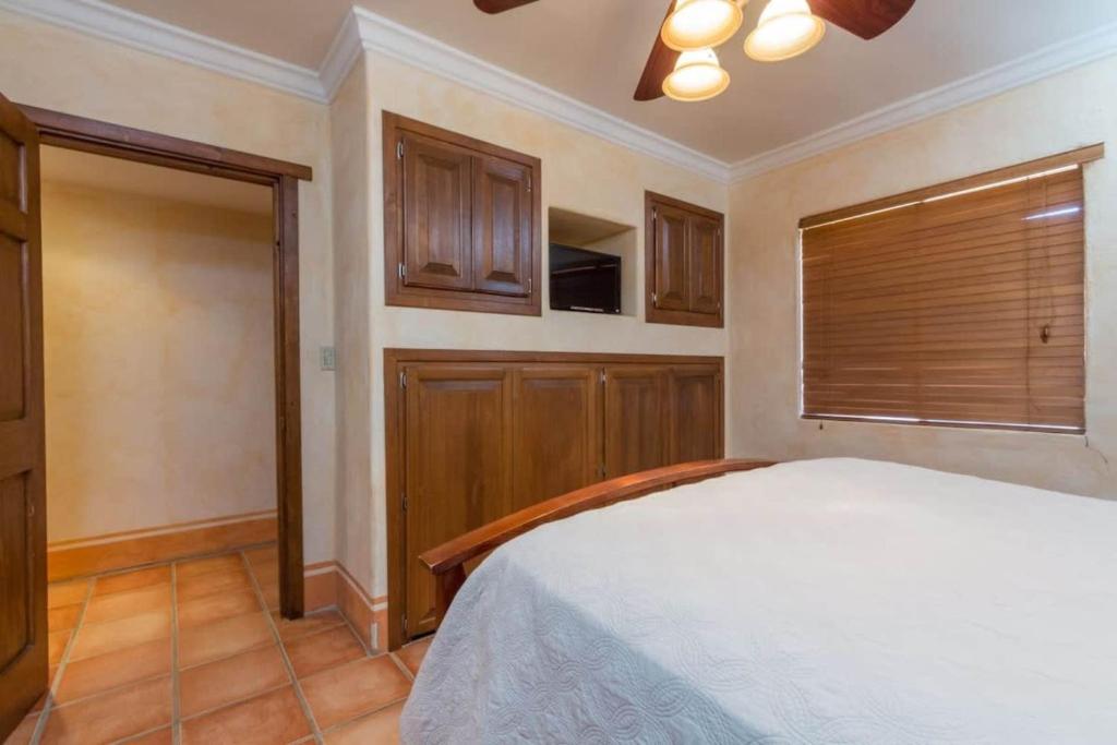 Charming Colorful Condo Near Pool - Pueblos D-101 - 5