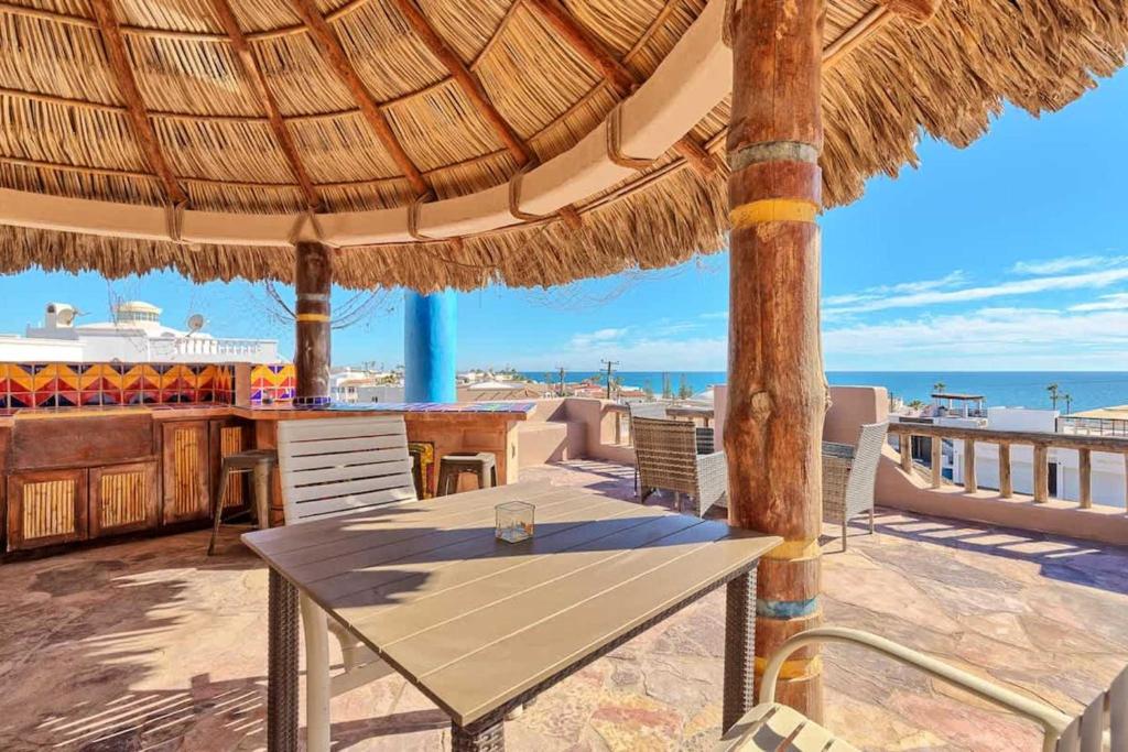 Colorful Oceanview Home with Pool Casa en el Cielo - 2