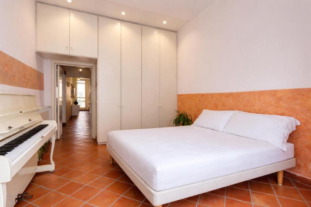Dimora del Borgo, terrace view in Vatican - 5