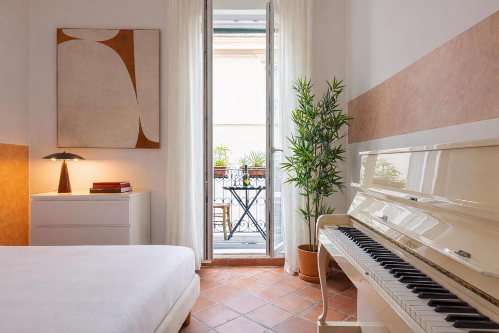 Dimora del Borgo, terrace view in Vatican - 2