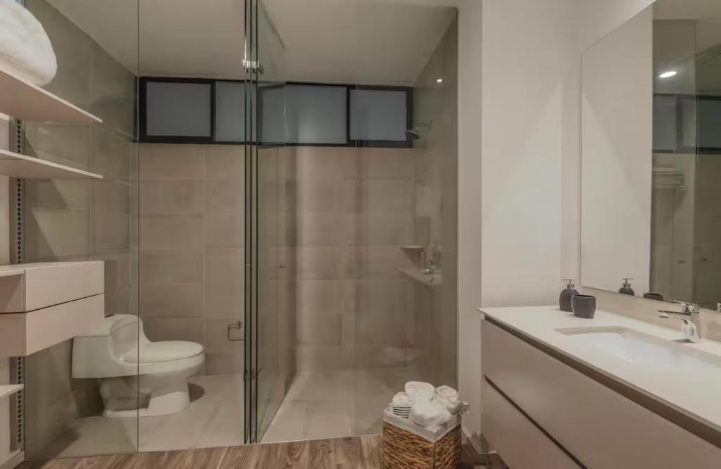 Apto moderno en el poblado con jacuzzi - 3