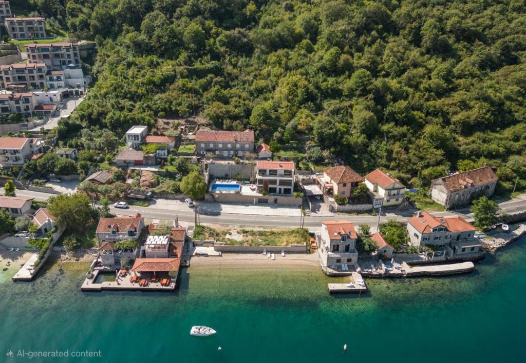 Seafront Villa with Private Beach & Pool in Kotor Bay, Villa Viborg - 5