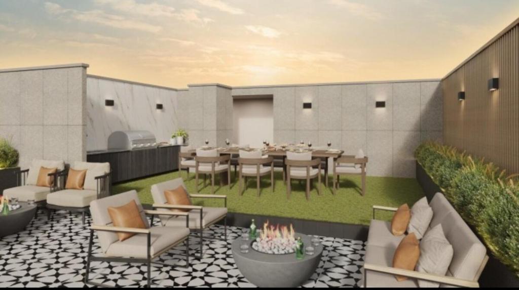 Warm & Exclusive 2 BR - 2