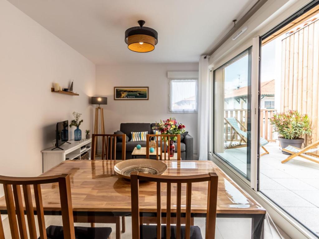 Appartement Moderne avec Terrasse et Parking à Anglet - 4 Pers. - 1