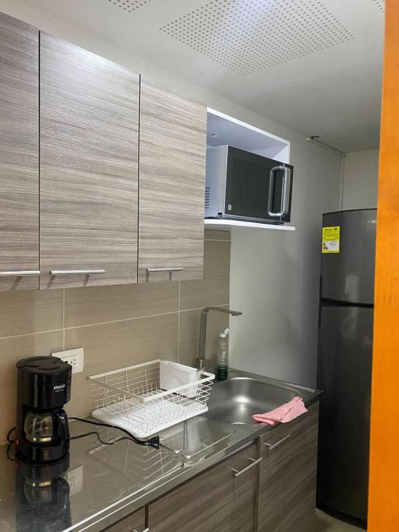 Global Executive Suites 202 - 2