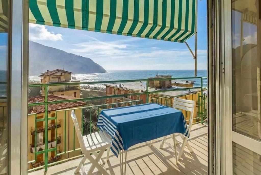 Sunshine 5 star sea view, front beach, WiFi - 1
