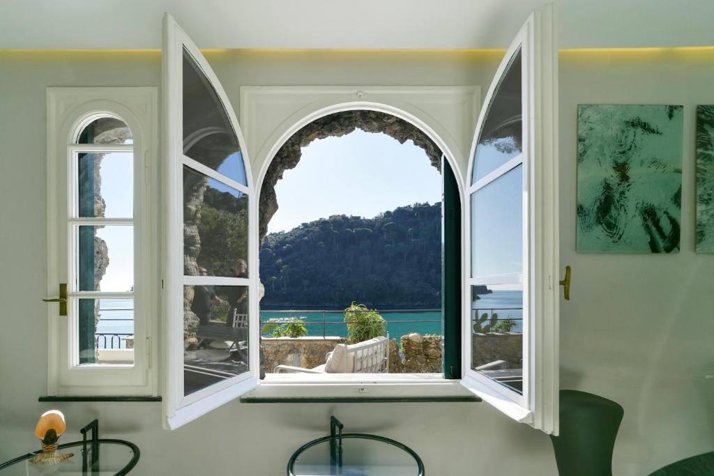 The Stone Pine House - Paraggi - 1
