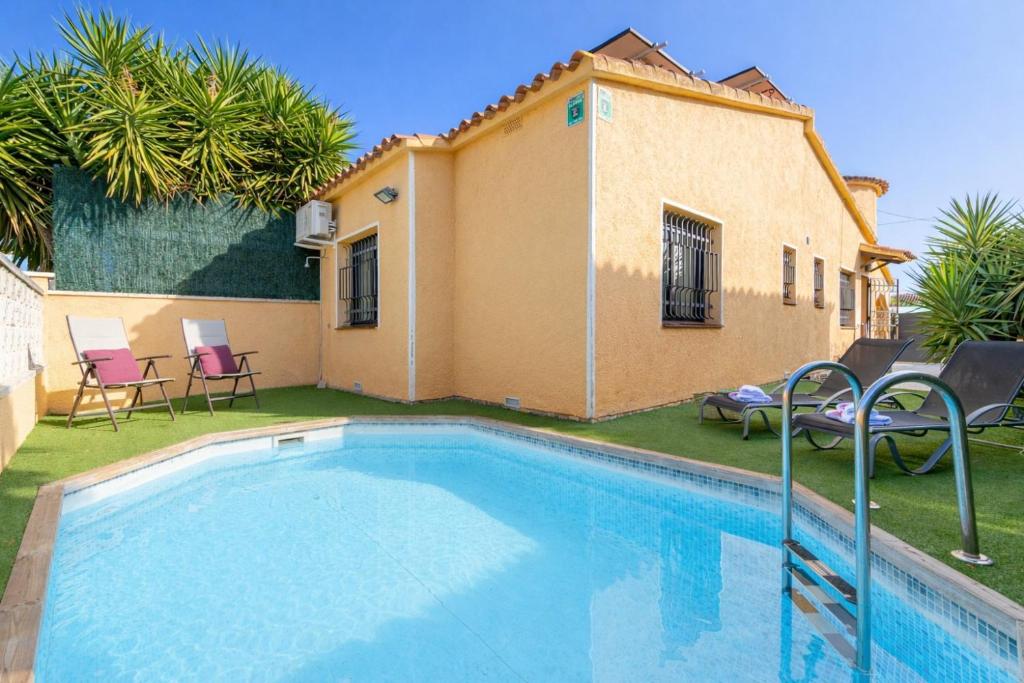 Apart-rent Casa Montgri 0130 - 1