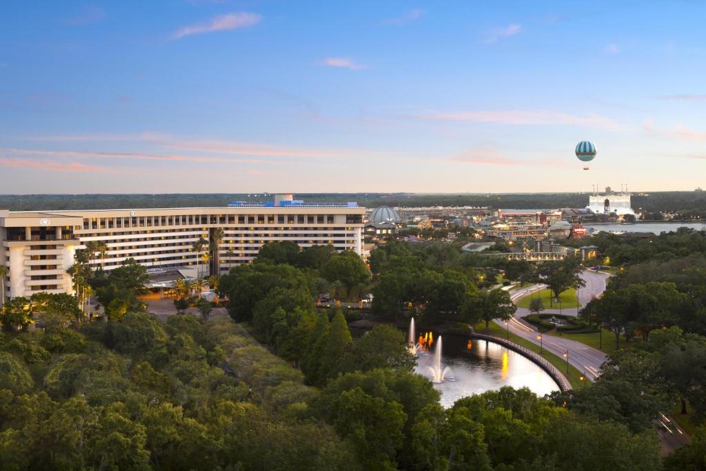 Exterior view, Hilton Orlando Lake Buena Vista - Disney Springs® Area in Orlando (FL)