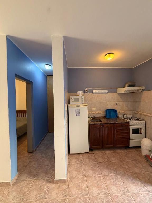 Departamento amplio a 400 metros de la bajada La Rinconada - 2