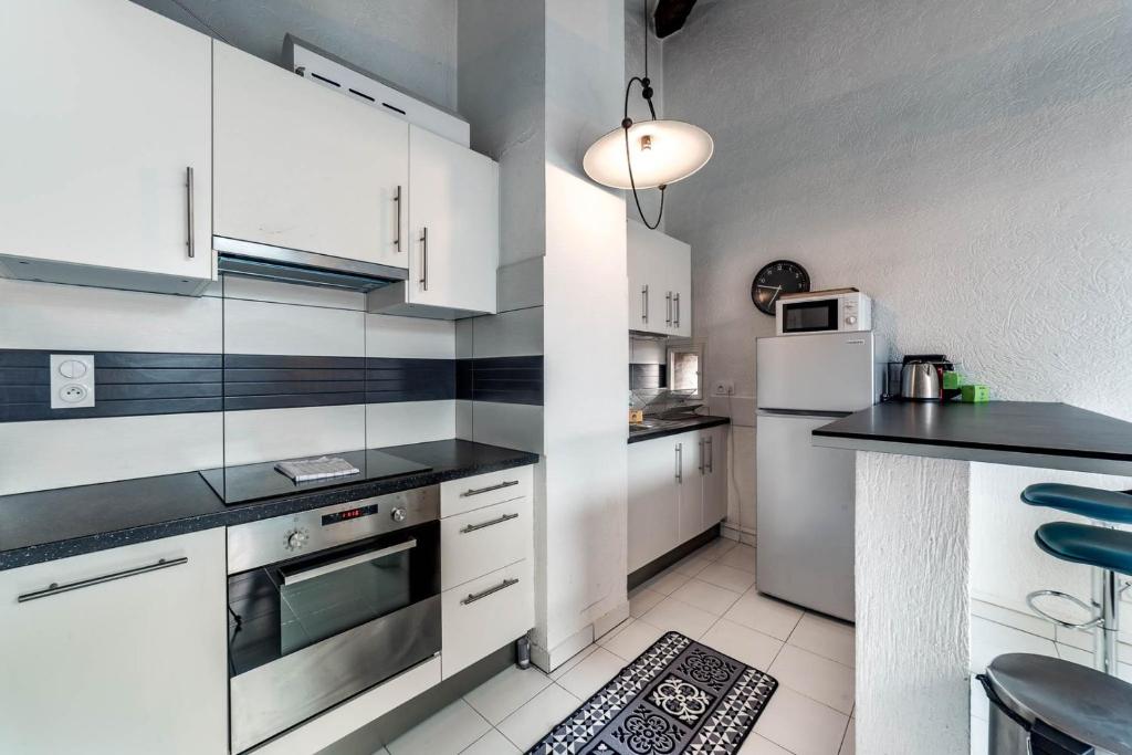 AllinLyon | Duplex sous les toits - 4