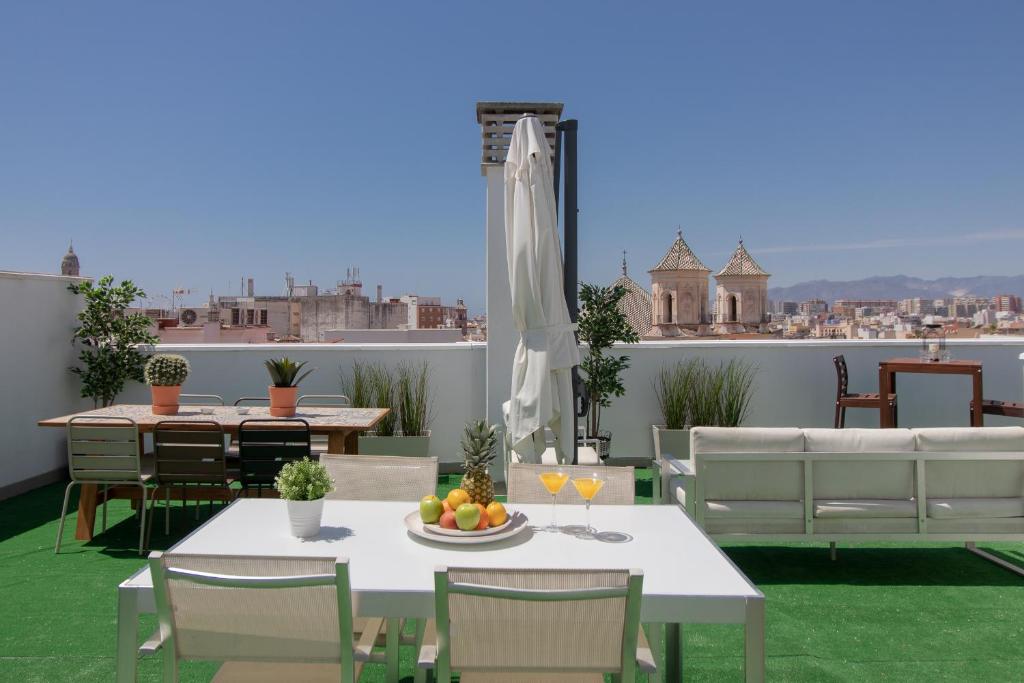 C56 - Studio with amazing terrace in the centre - 1