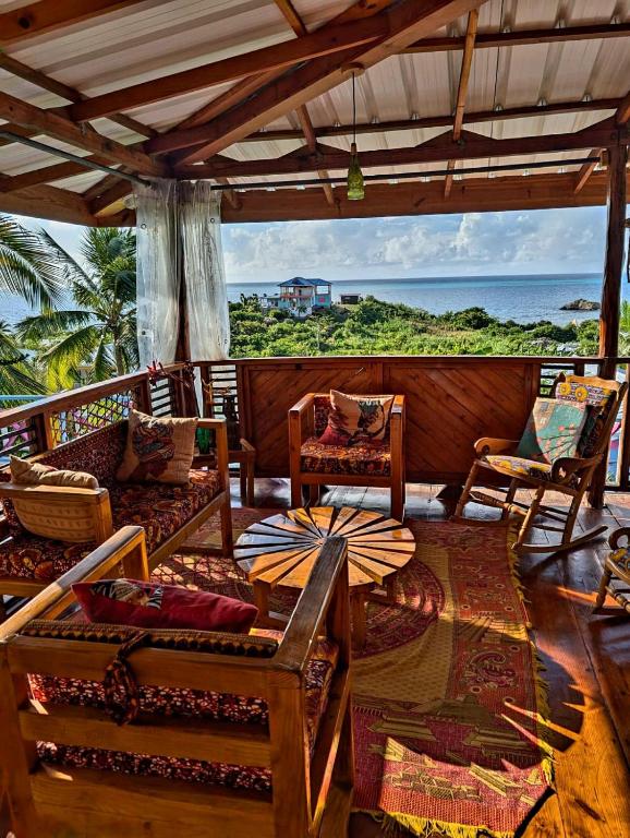 Windy View Guest House - 4