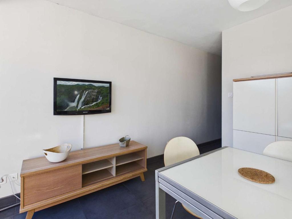 Charmant T2 avec terrasse et parking privé, proche plage, capacité 4 personnes - Marseillan - FR-1-326-495 - 4