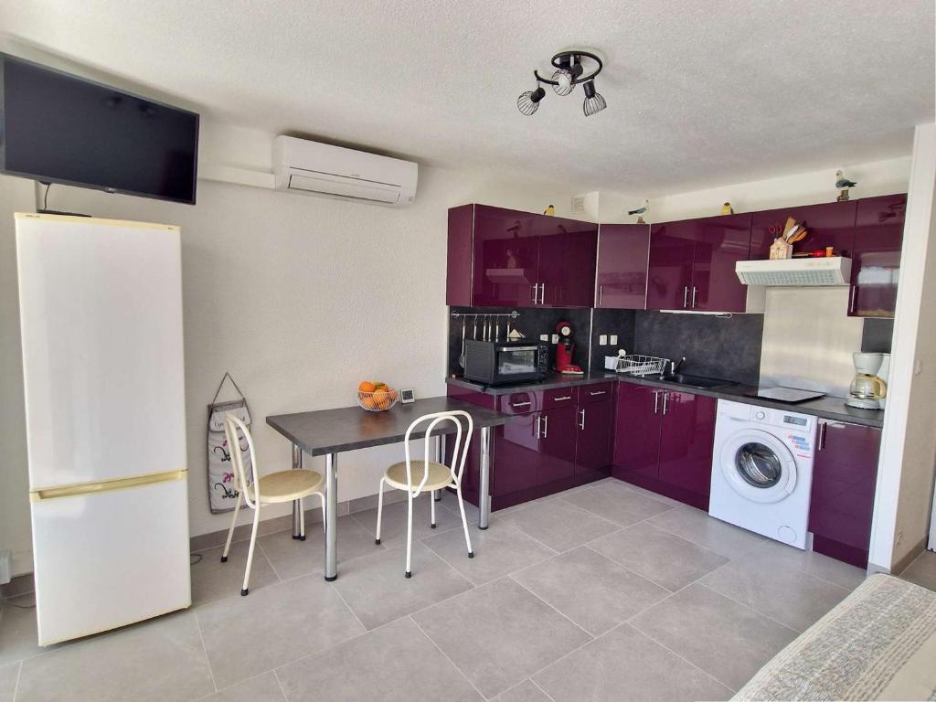 Appartement Climatisé 4 Pers, Proche Plage avec Terrasse et Parking Privé - FR-1-387-90 - 5