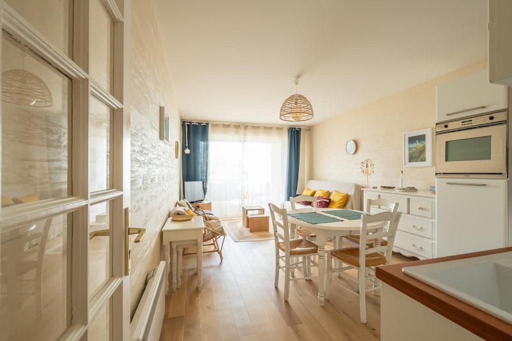 Agréable appartement et terrasse à 2 pas de la mer - 3