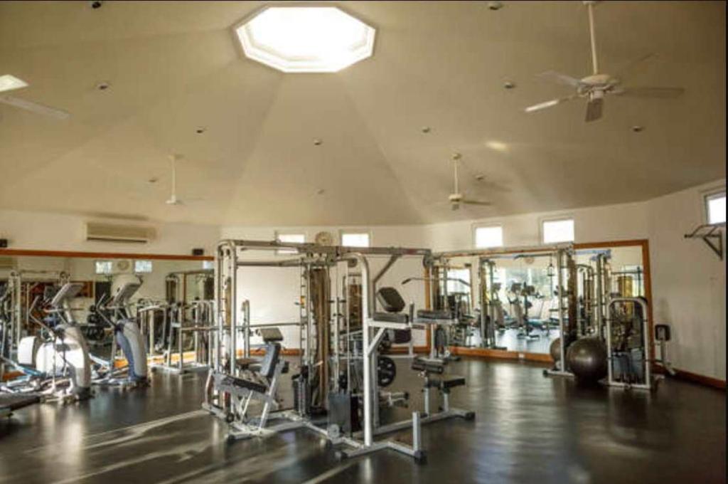 Beautifully Maintained 2-Bed Condo in Las Mañanitas - 2