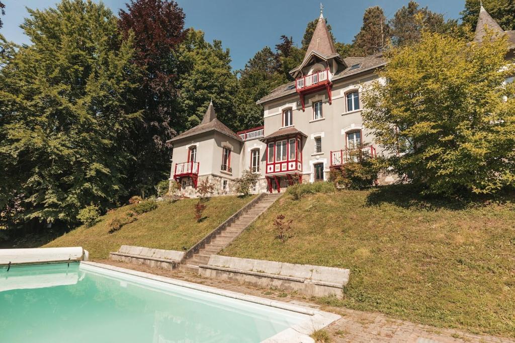 Le Manoir des Alberges, entre thermes et montagne - 2