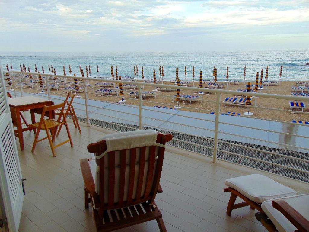 N226 - Numana, meraviglioso bilocale fronte mare - 3