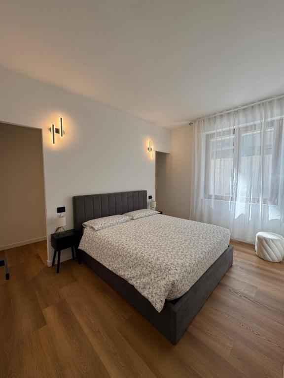 Black Swan Apartment - 3