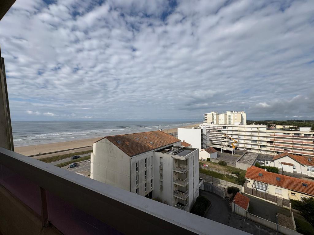 Appartement cosy pour 4 à 50m de la plage à St Hilaire - FR-1-323-448 - 1
