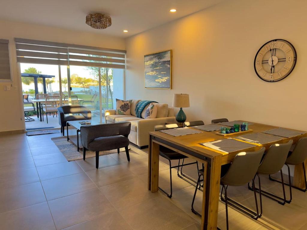 Relaxing Family Spot. Pool, Lagoon, Beach Walk B6 - 4