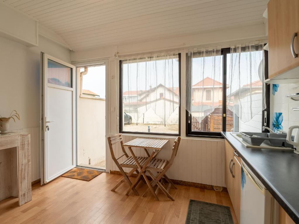 Appartement pour 3 à Mimizan Plage, à 50m de l'océan avec terrasse et parking, ménage inclus - FR-1-50-123 - 5